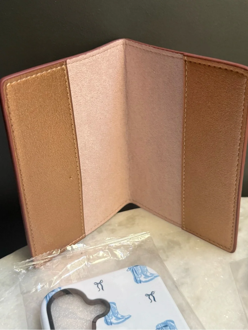Western Vibes/Aesthetic Bundle: passport holder+phone case+key chain